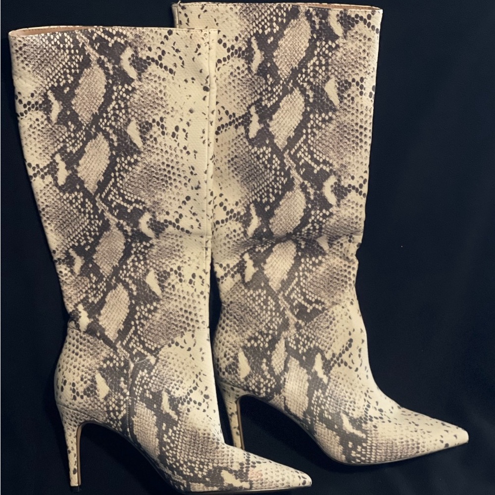 Steve Madden boots